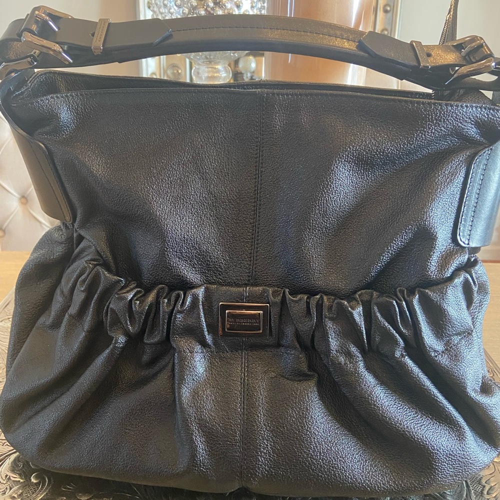 AUTHENTIC Burberry black pebbled leather hobo bag. Luxury like new - Picture 3 of 13